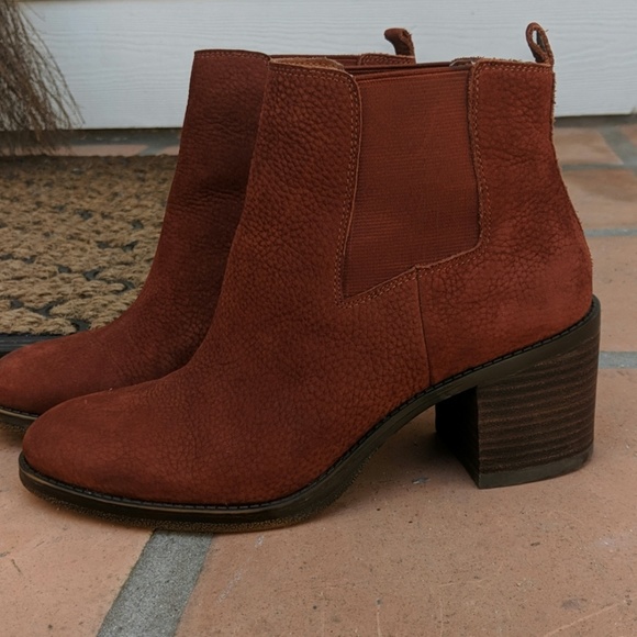 Lucky Brand boots - Picture 2 of 4